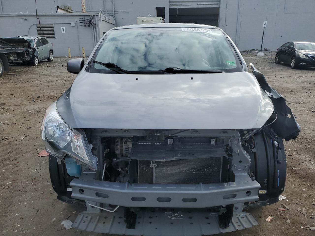 Mitsubishi Mirage Es Image 2