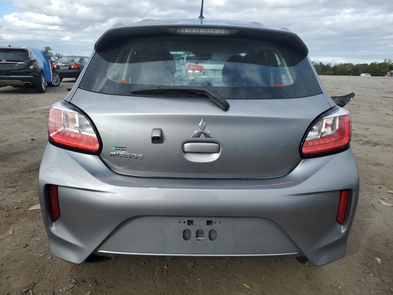 Mitsubishi Mirage Es Image 11