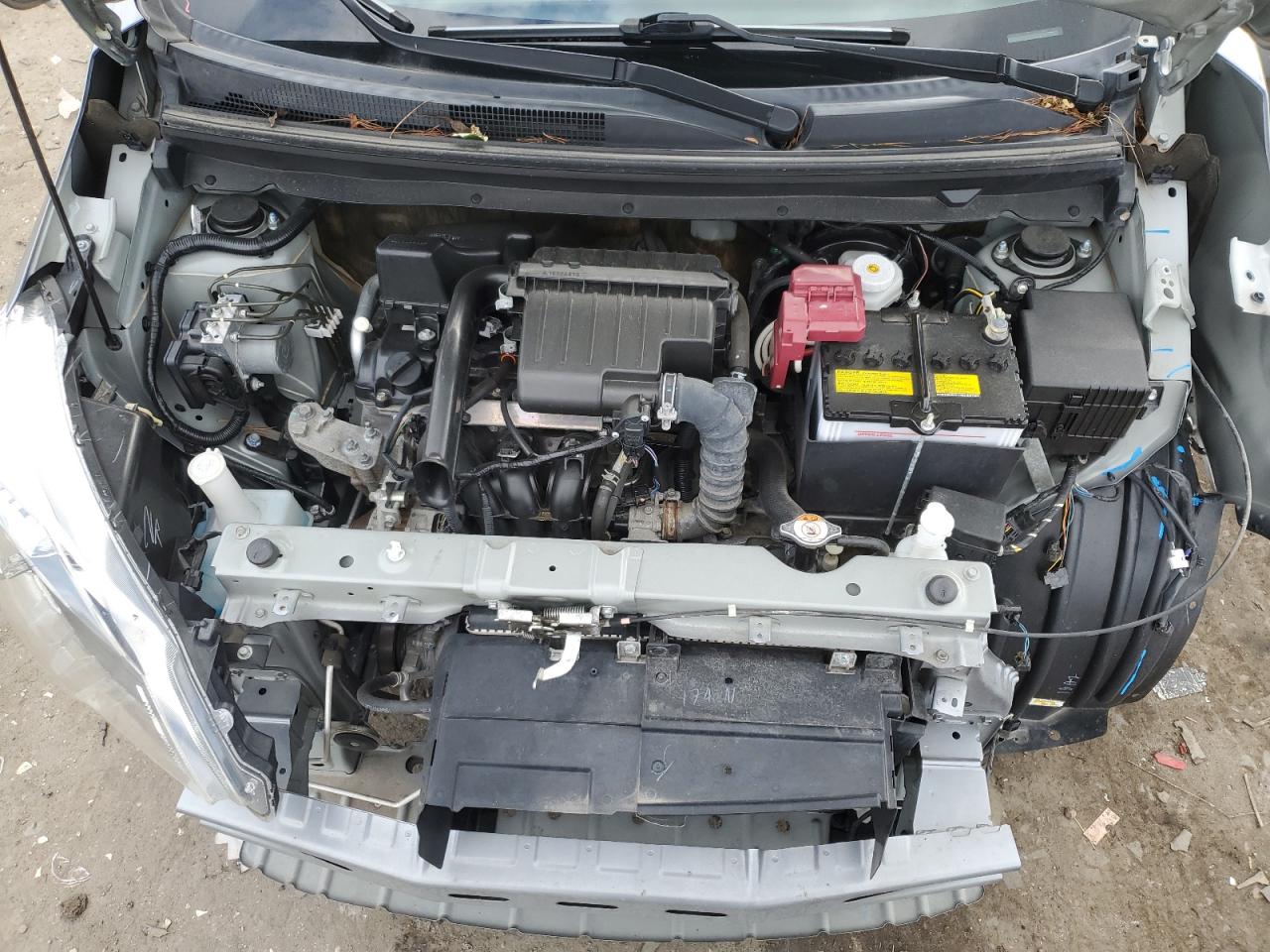 Mitsubishi Mirage Es Image 6