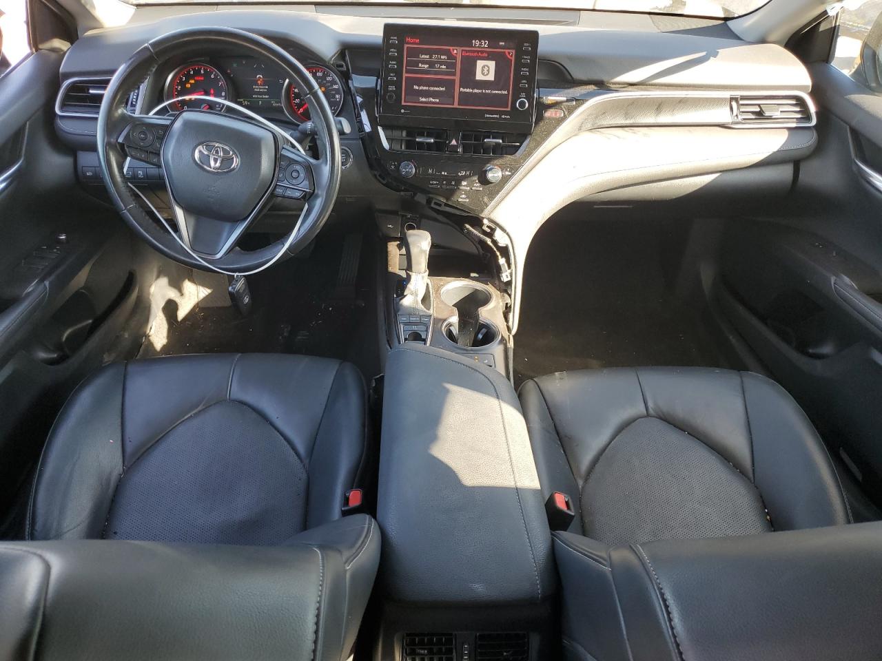 Toyota Camry Xse Image 4