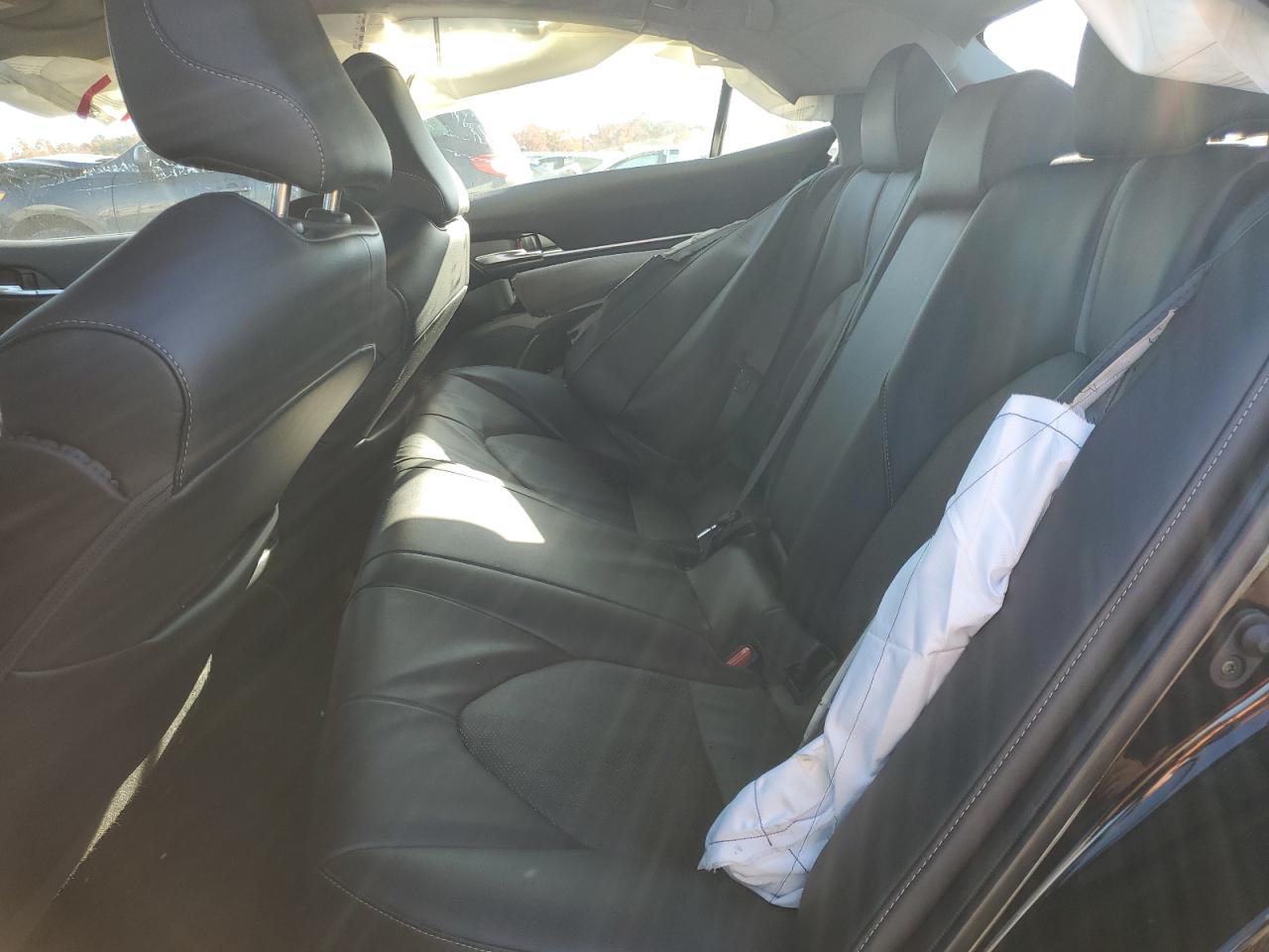 Toyota Camry Xse Image 9