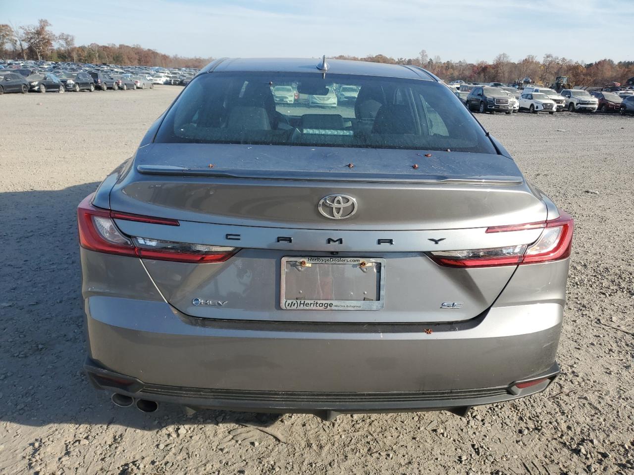 Toyota Camry Xse Image 10