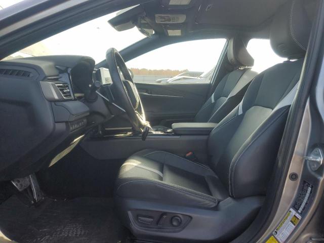 Toyota Camry Xse Image 3