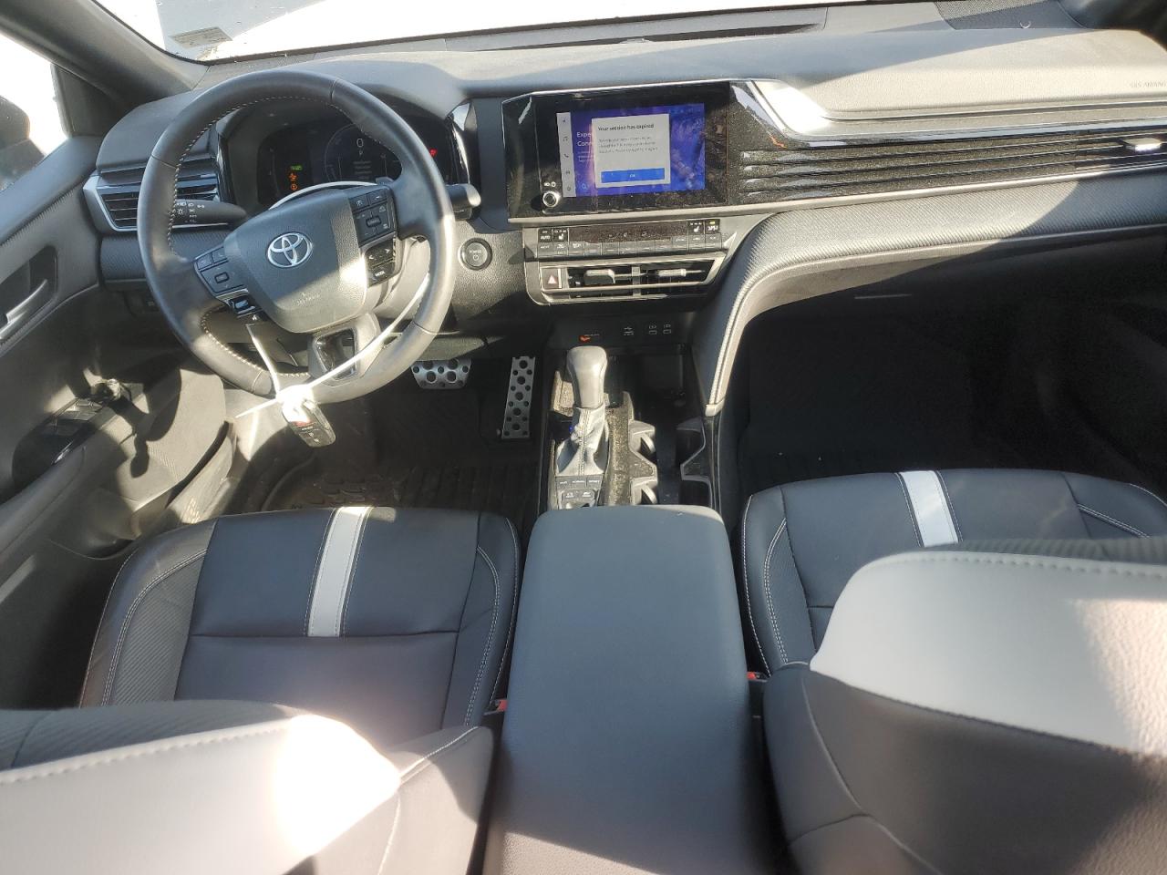 Toyota Camry Xse Image 12