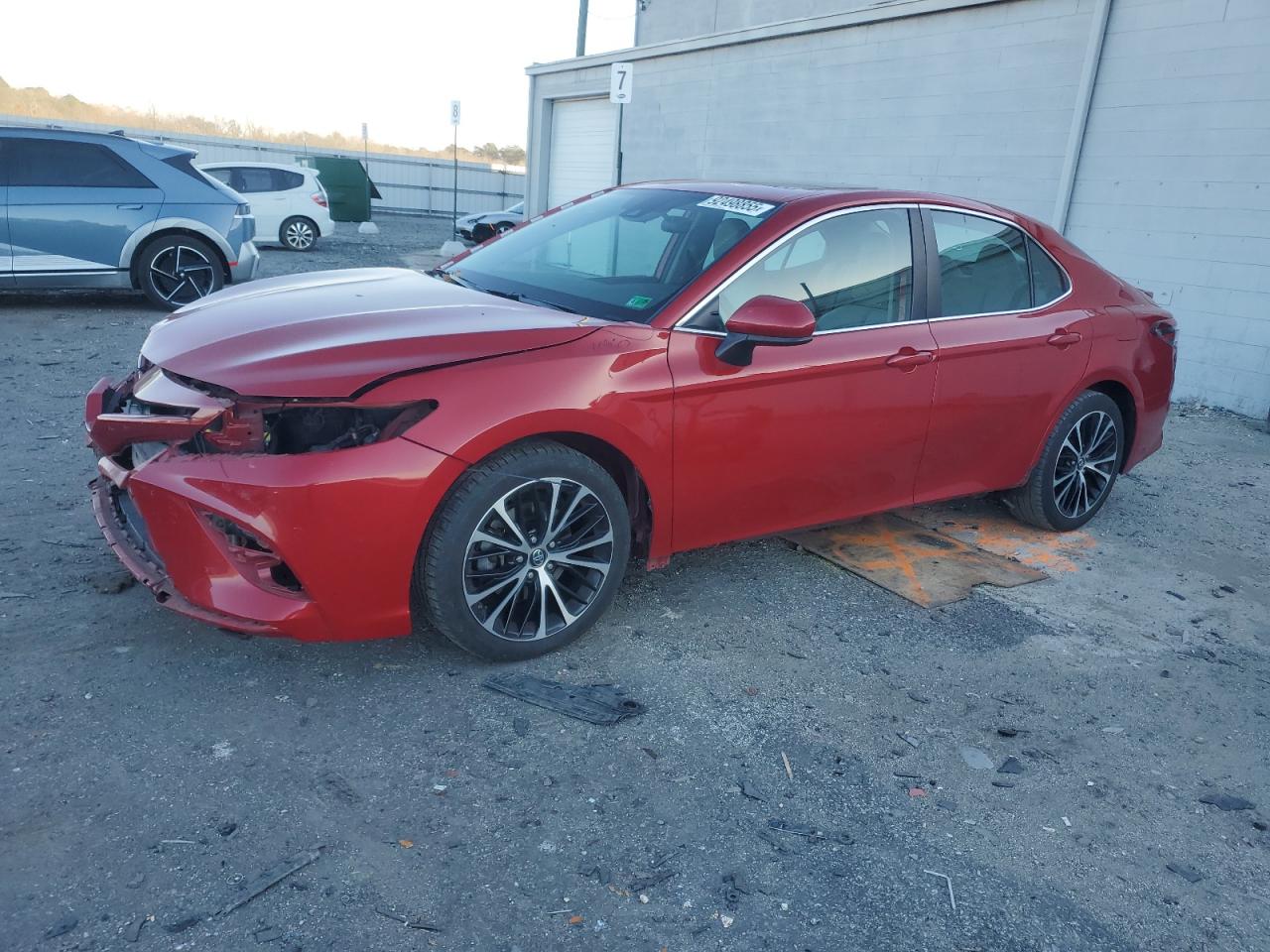 Toyota Camry L Image 1