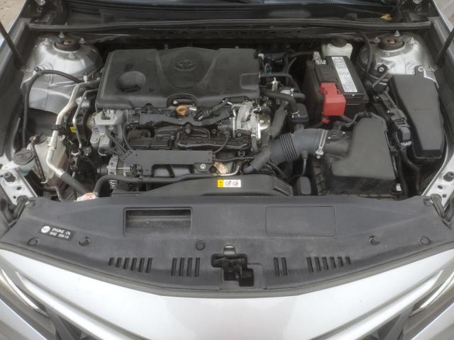 Toyota Camry L Image 11