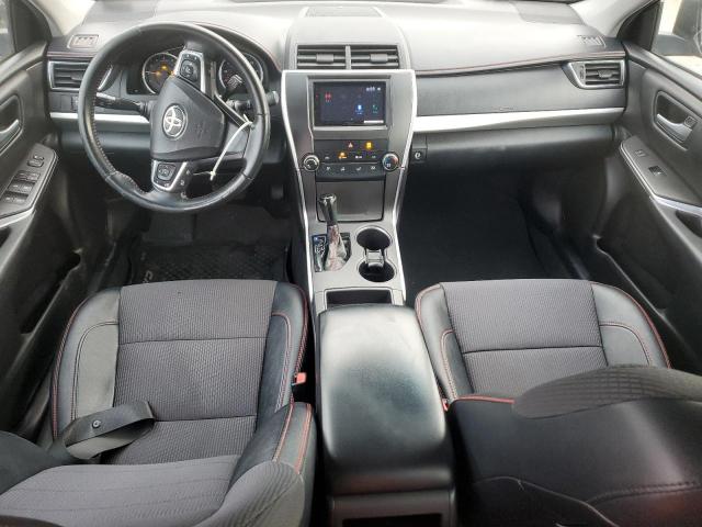 Toyota Camry Le Image 11