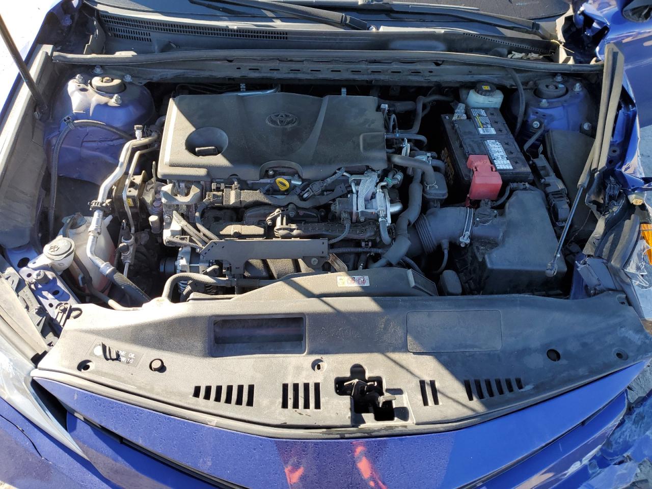 Toyota Camry L Image 2