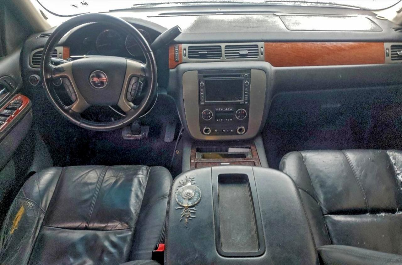 Cadillac Escalade Luxury Image 12