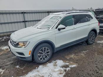  Salvage Volkswagen Tiguan