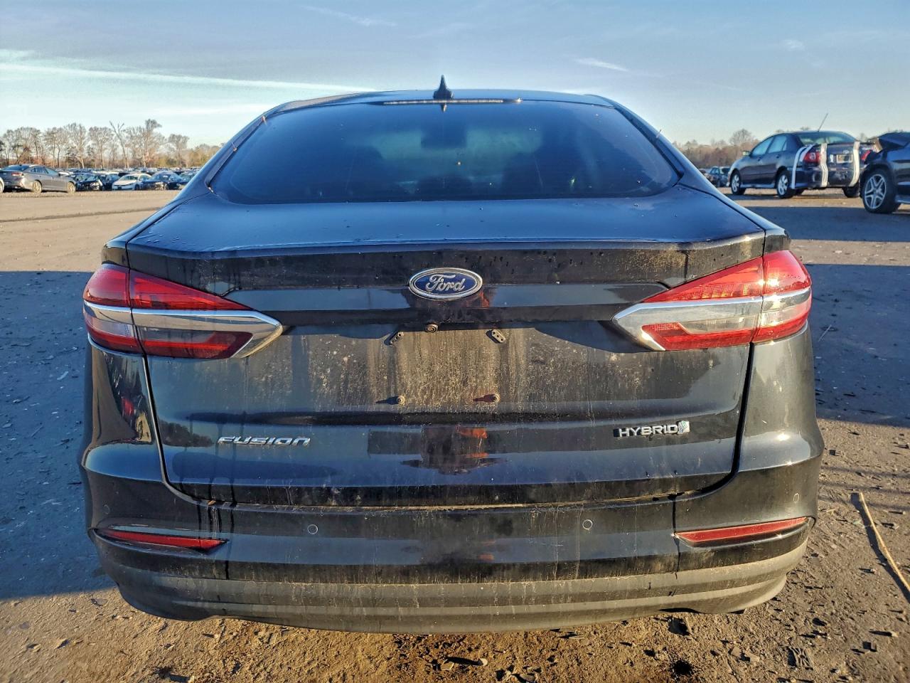 Ford Fusion Se Image 9