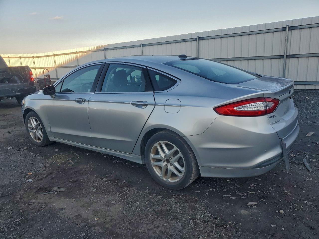 Ford Fusion Se Image 3