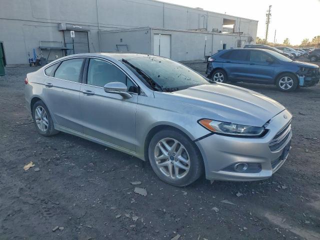 Ford Fusion Se Image 5