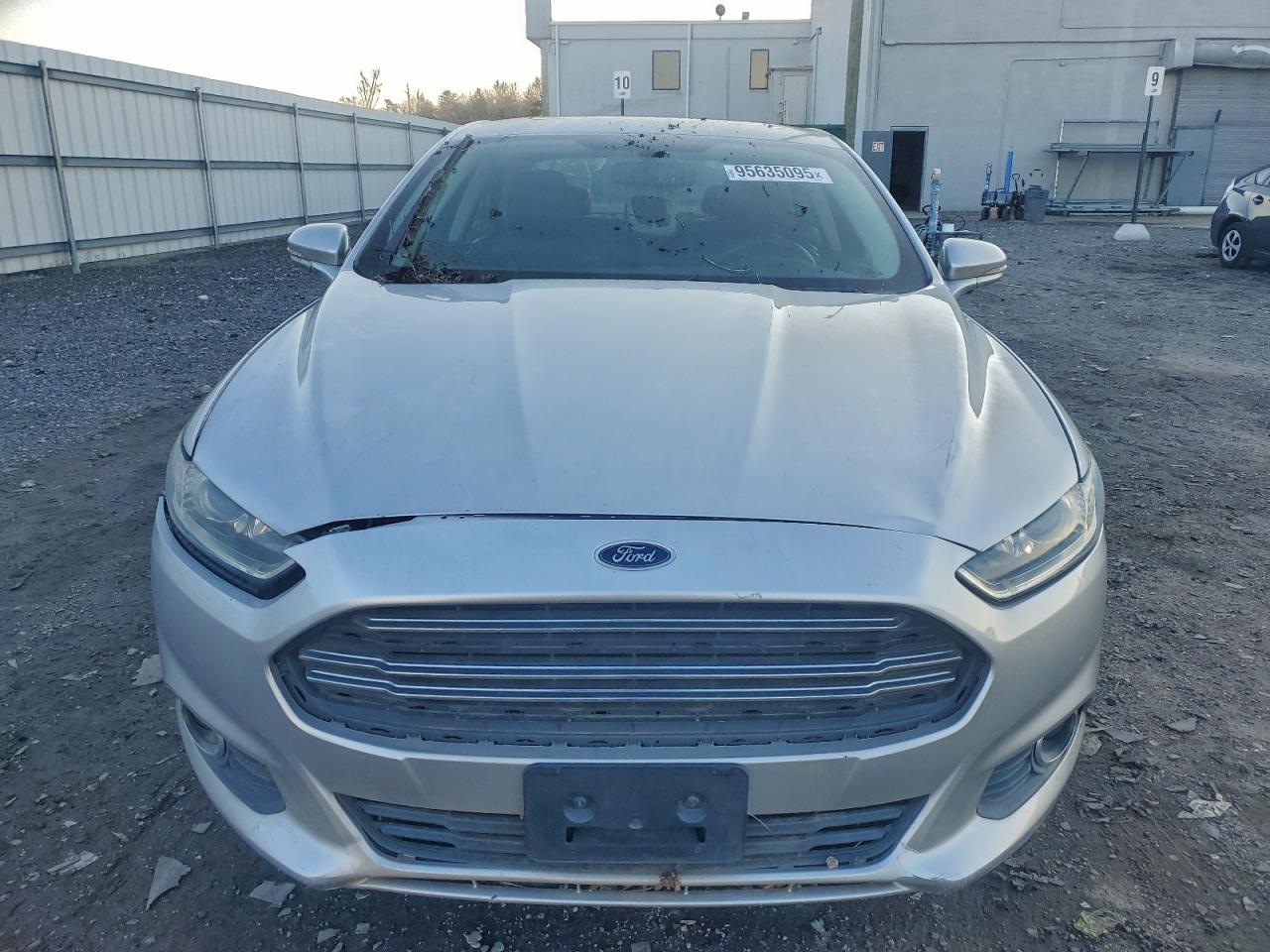 Ford Fusion Se Image 6
