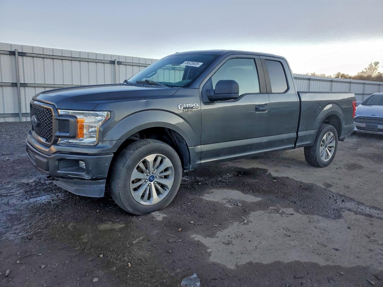 Ford F-150 Super Cab Image 1