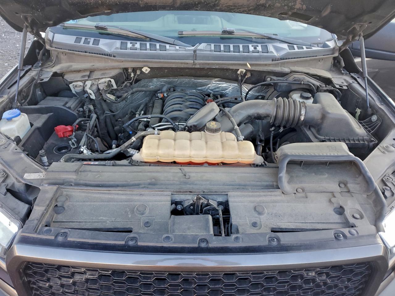 Ford F-150 Super Cab Image 9