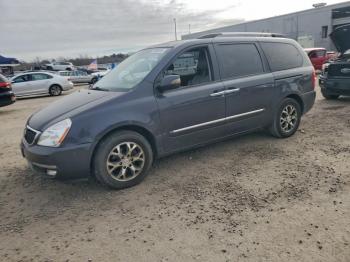  Salvage Kia Sedona
