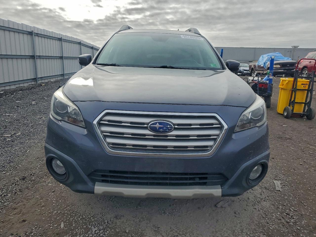 Subaru Outback 2.5i Limited Image 7