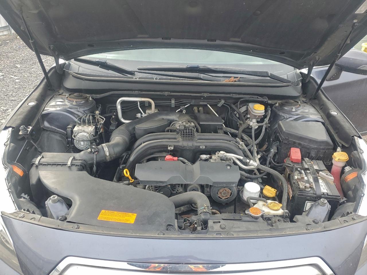 Subaru Outback 2.5i Limited Image 5