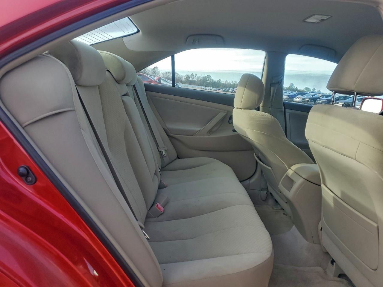 Toyota Camry Ce Image 7