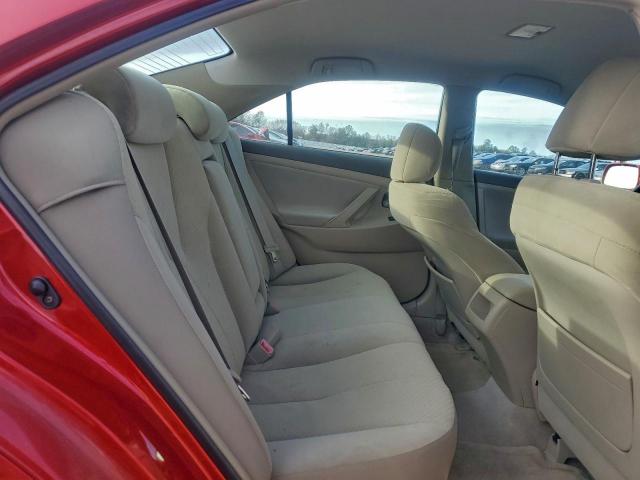 Toyota Camry Ce Image 7