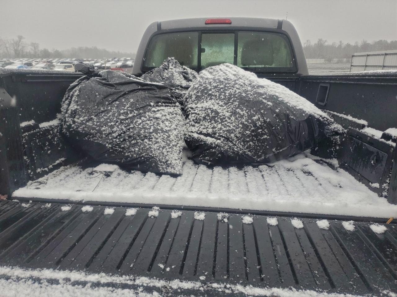 Toyota Tacoma Image 8