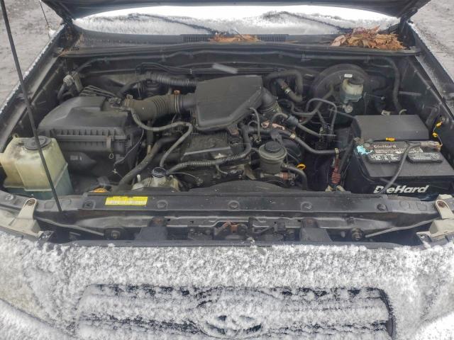 Toyota Tacoma Image 10