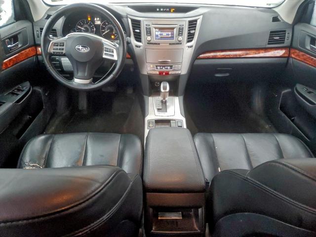 Subaru Outback 2.5i Limited Image 6