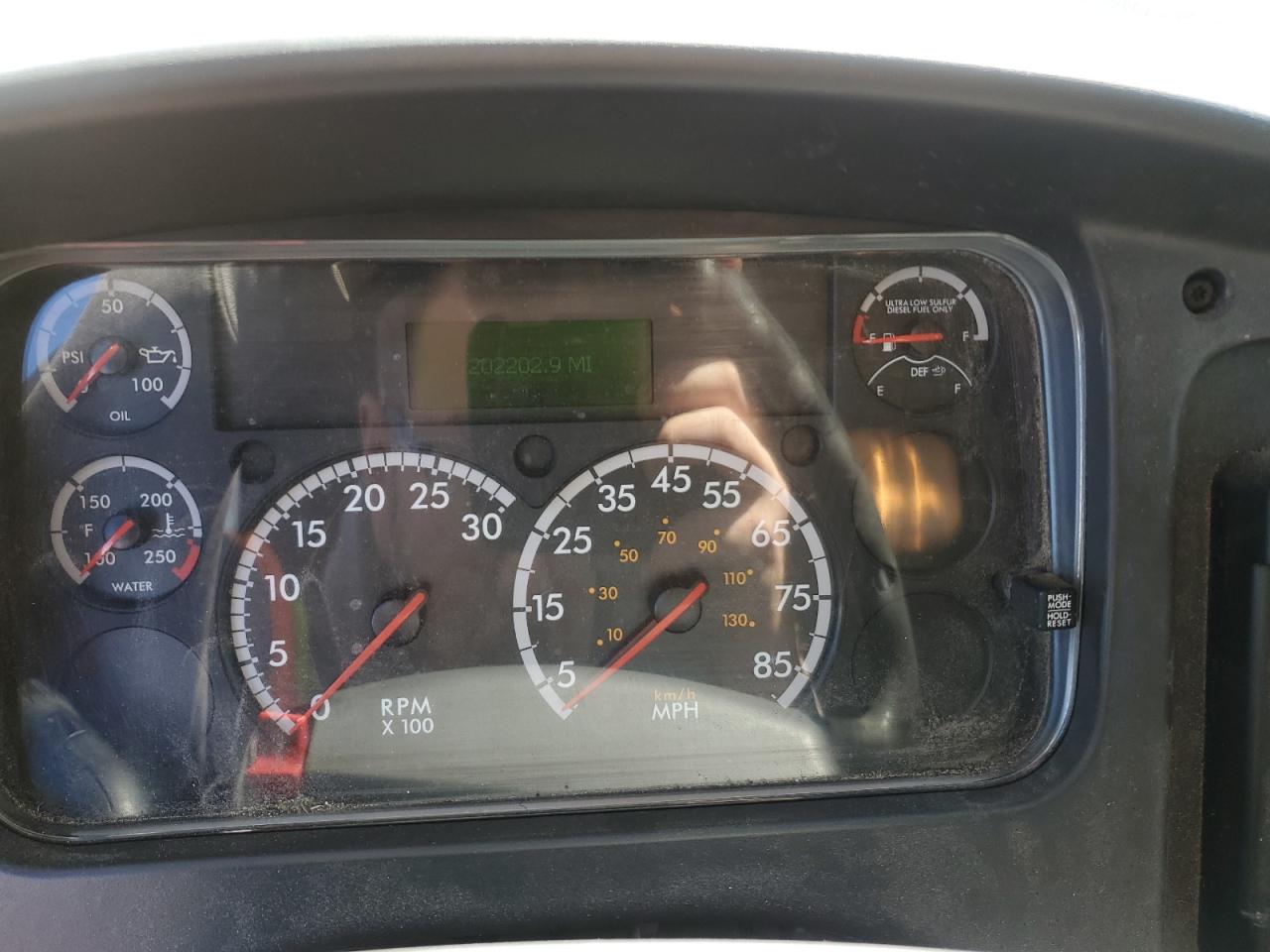 Freightliner M2 106 Medium Duty Image 10