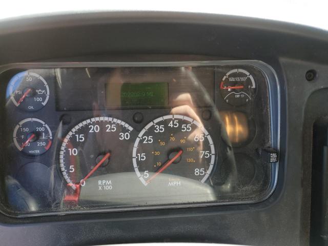 Freightliner M2 106 Medium Duty Image 10