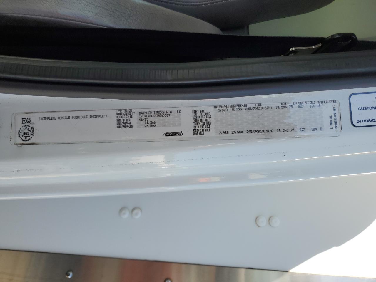 Freightliner M2 106 Medium Duty Image 6