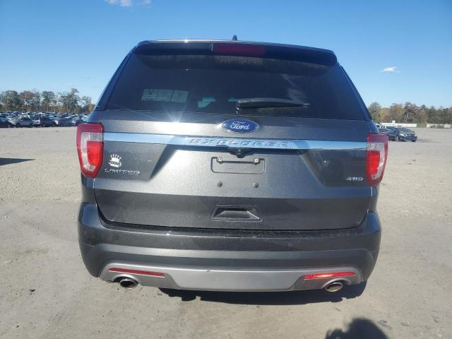Ford Explorer Limited Image 11