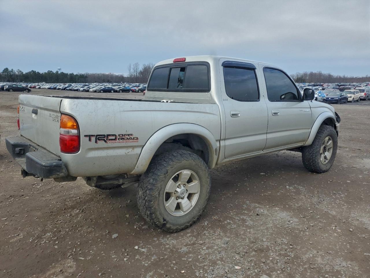 Toyota Tacoma Double Cab Image 8