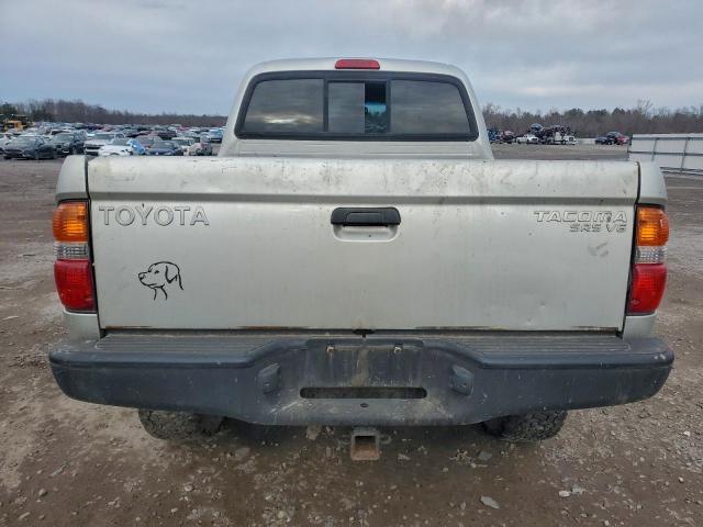 Toyota Tacoma Double Cab Image 4