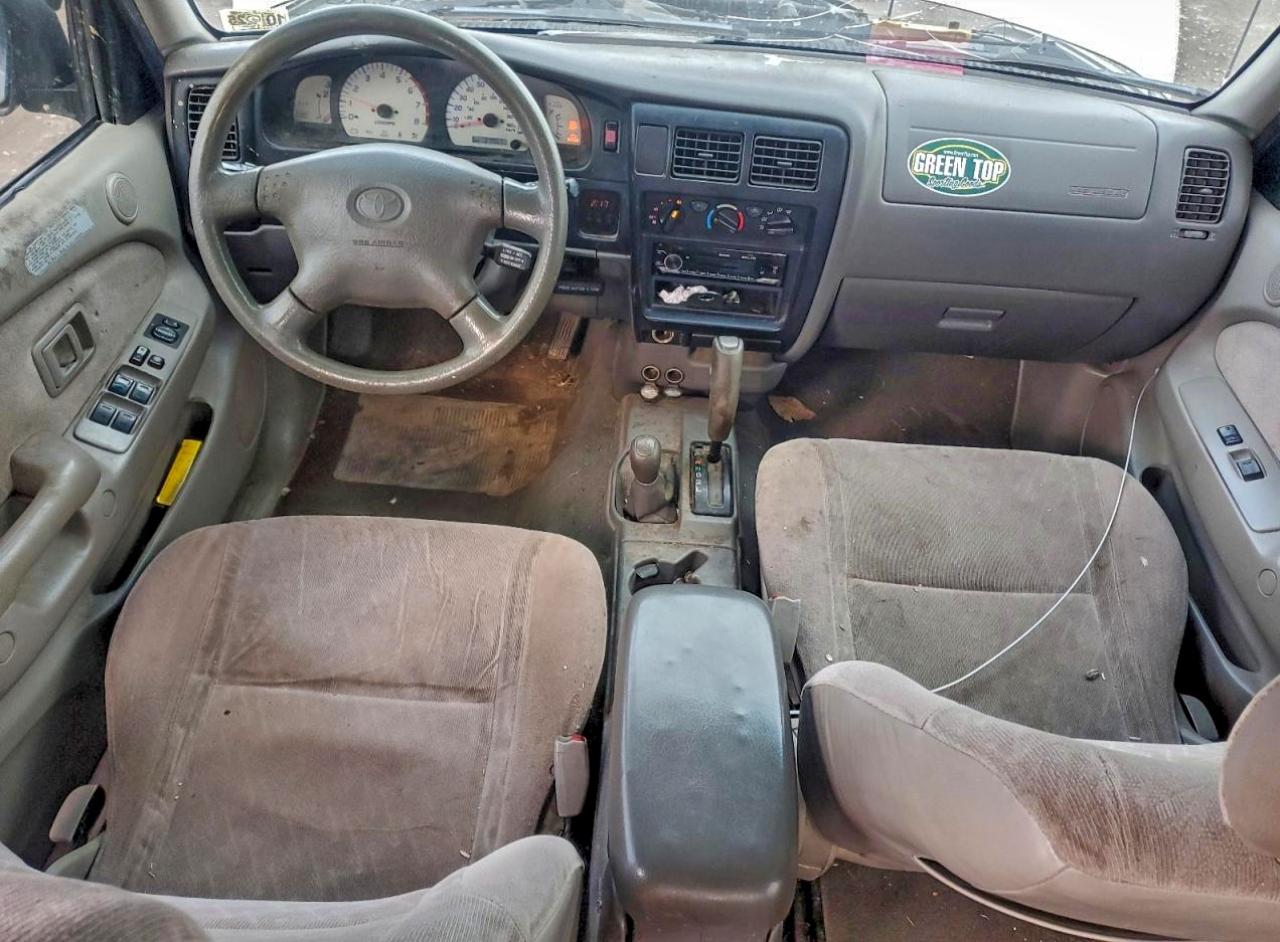 Toyota Tacoma Double Cab Image 9