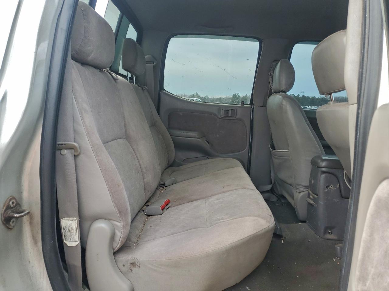 Toyota Tacoma Double Cab Image 10