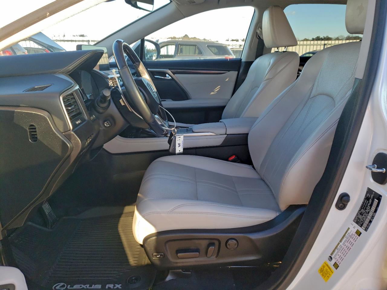 Lexus RX 350 Image 10