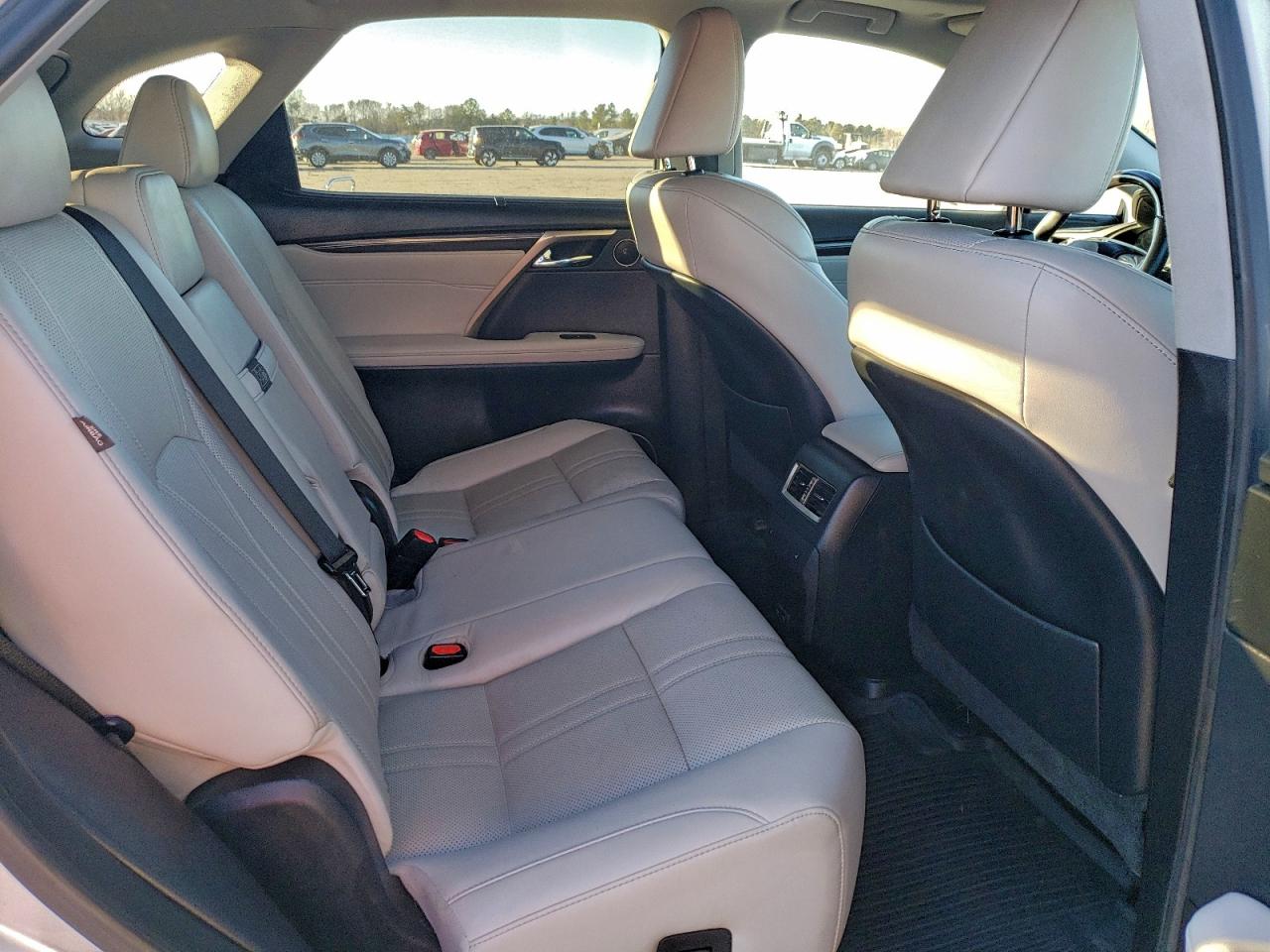 Lexus RX 350 Image 4