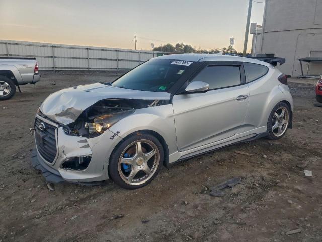  Salvage Hyundai VELOSTER