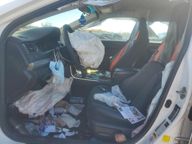 Toyota Camry Le Image 12