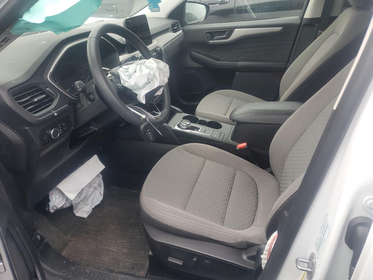 Ford Escape Se Image 9