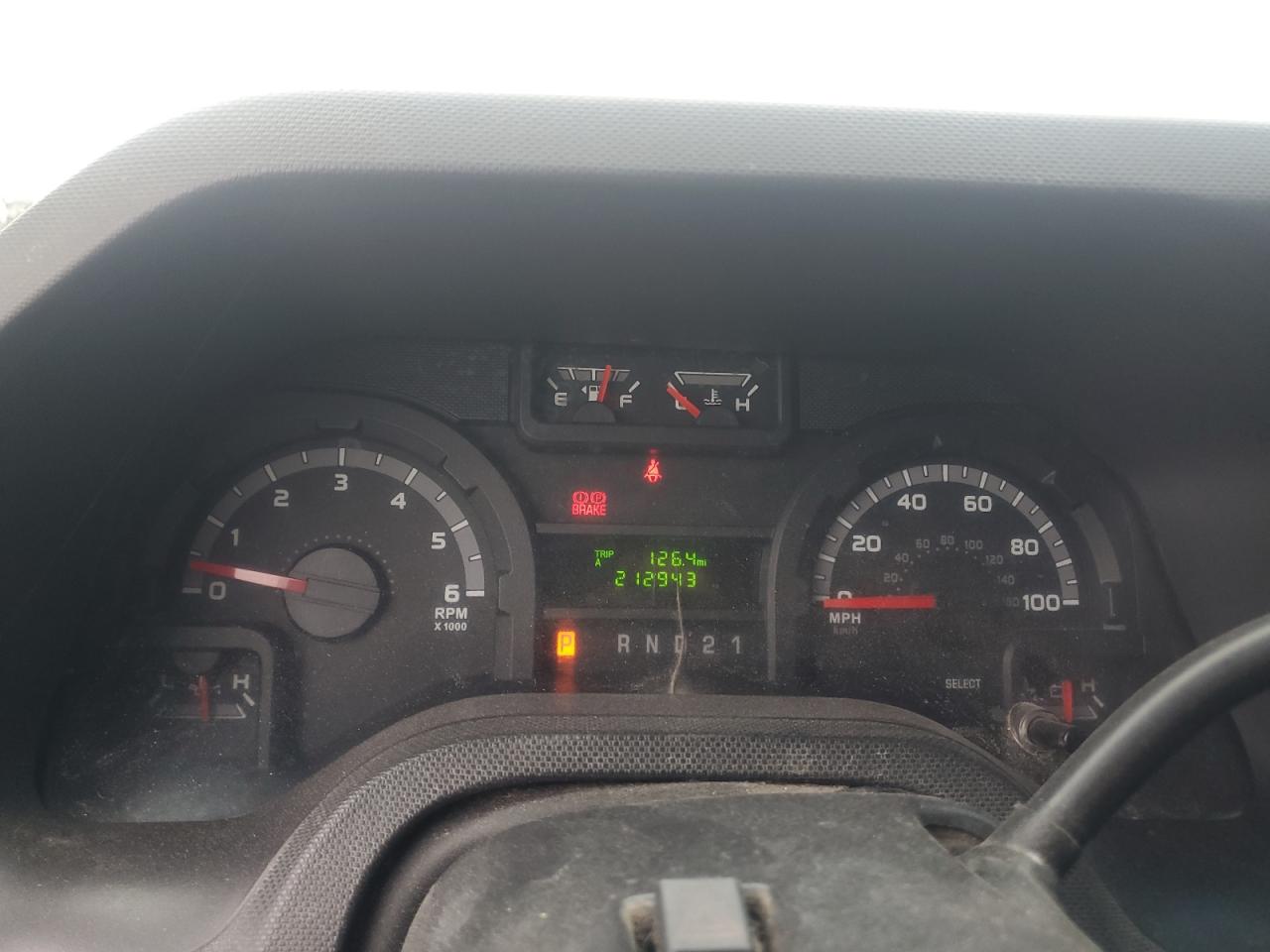 Ford E-350 E350 Super Duty Van Image 8