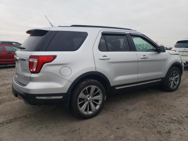 Ford Explorer Limited Image 3