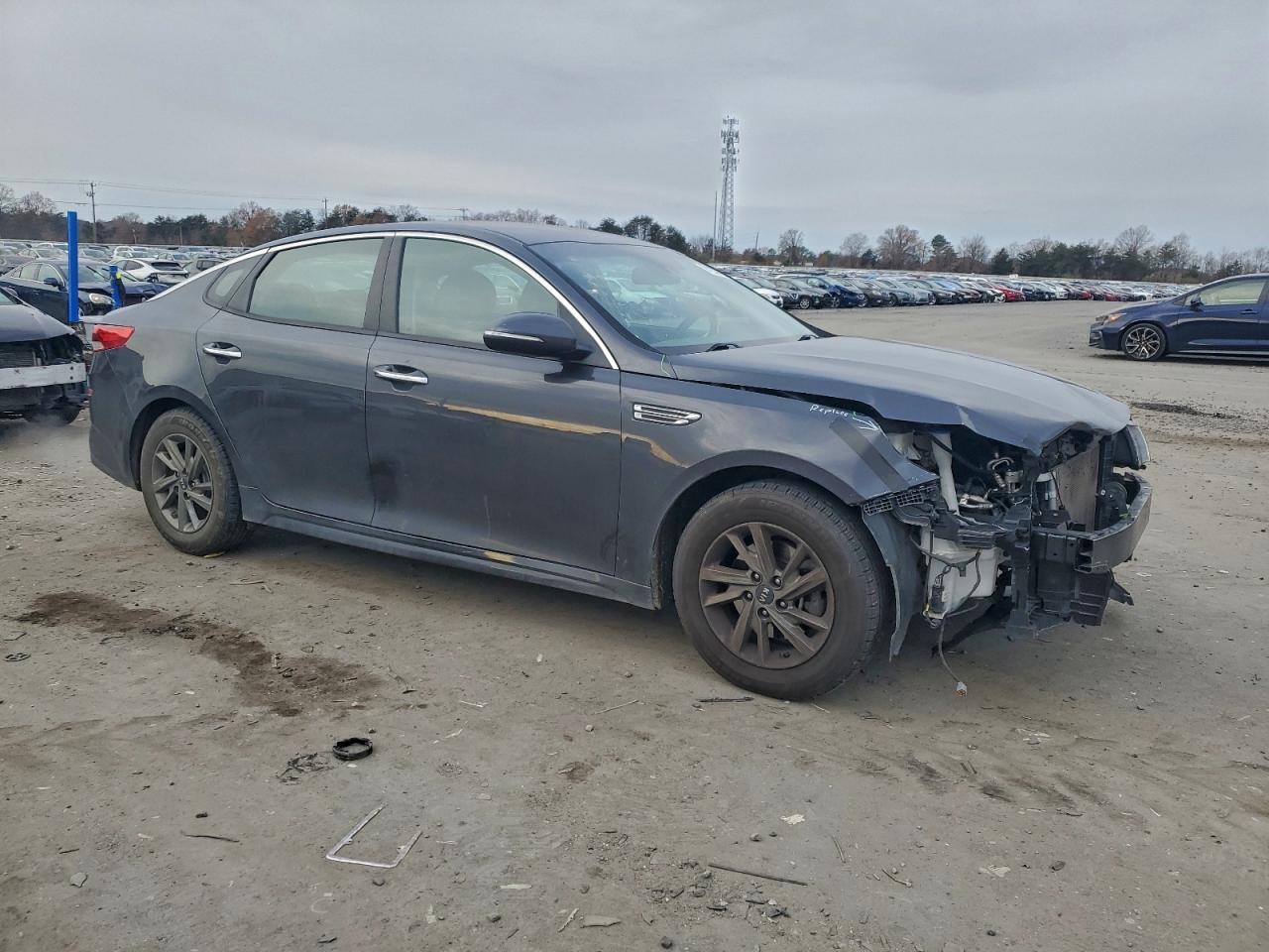 Kia Optima Lx Image 9