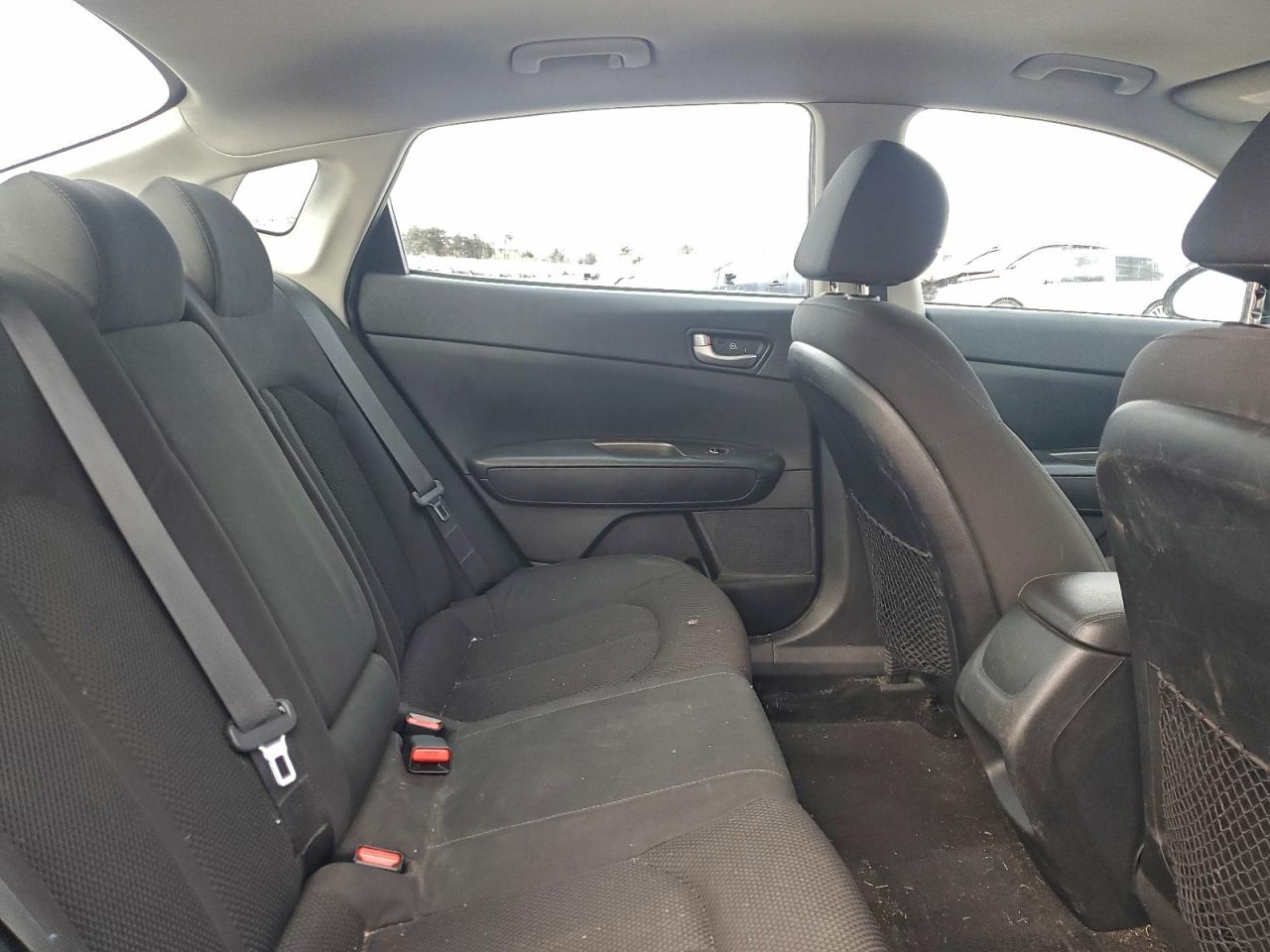 Kia Optima Lx Image 5