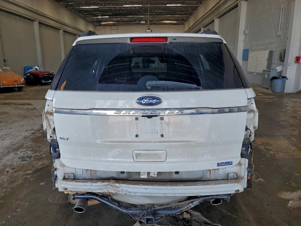 Ford Explorer Xlt Image 7