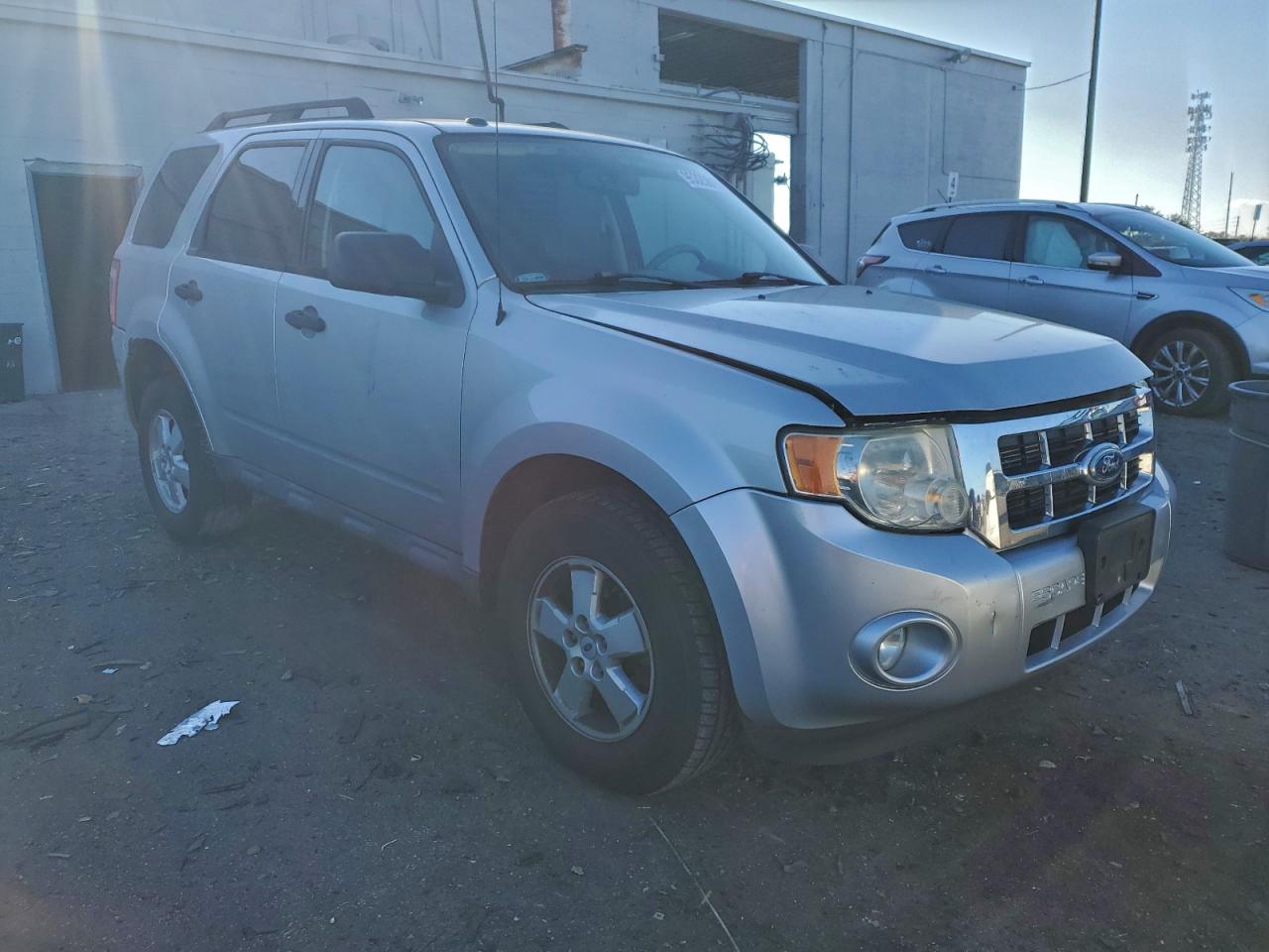 Ford Escape Xlt Image 8