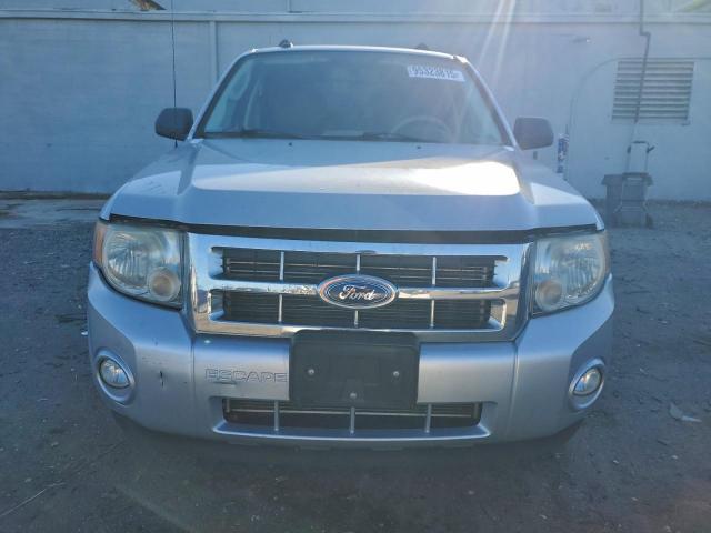 Ford Escape Xlt Image 9