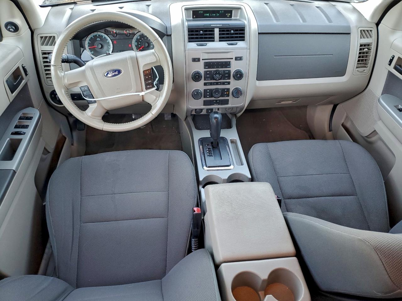Ford Escape Xlt Image 4