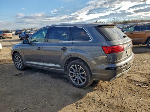 Audi Q7 Premium Plus Image 3